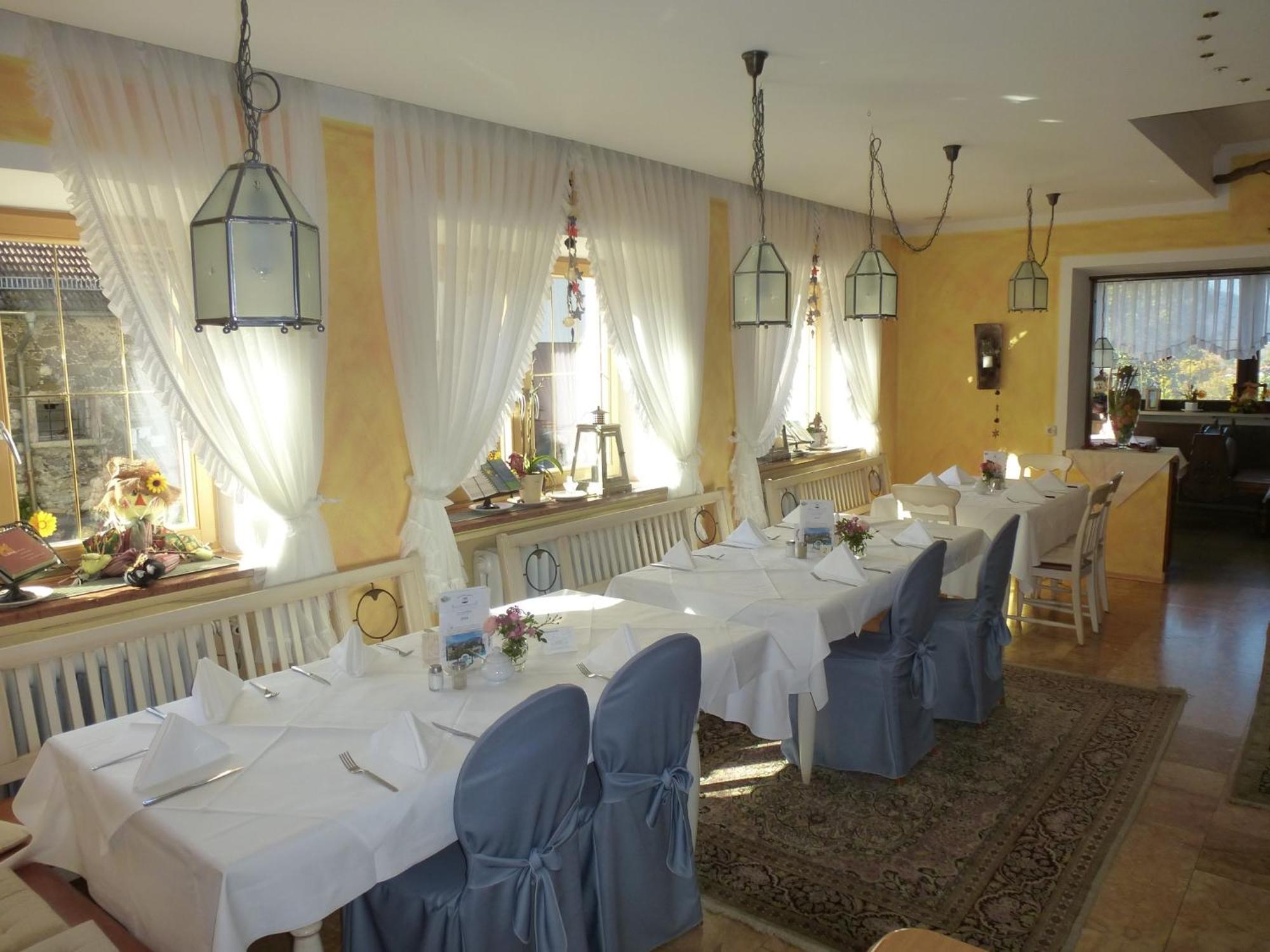 Kurhotel Schlossberghof Marzoll 바트라이셴할 외부 사진